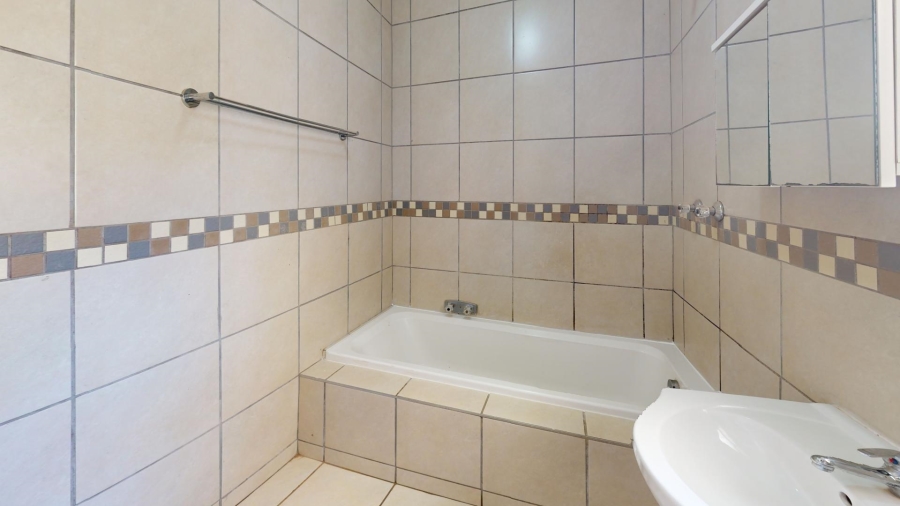 2 Bedroom Property for Sale in St Georges Park Eastern Cape